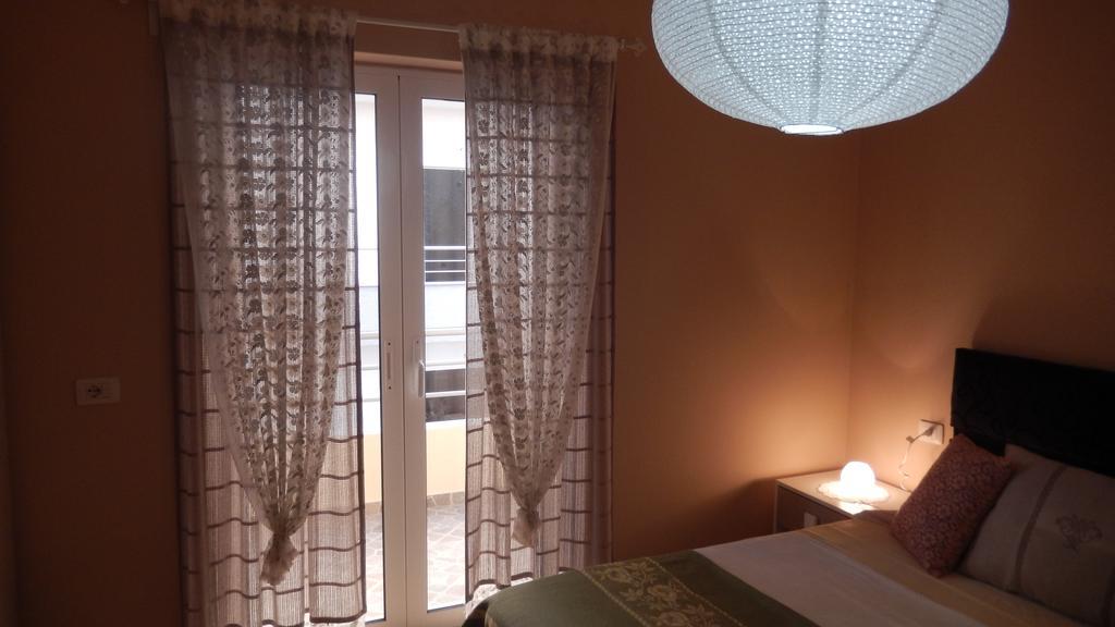 Jelena'S Luxury Apartments Sarandë 외부 사진