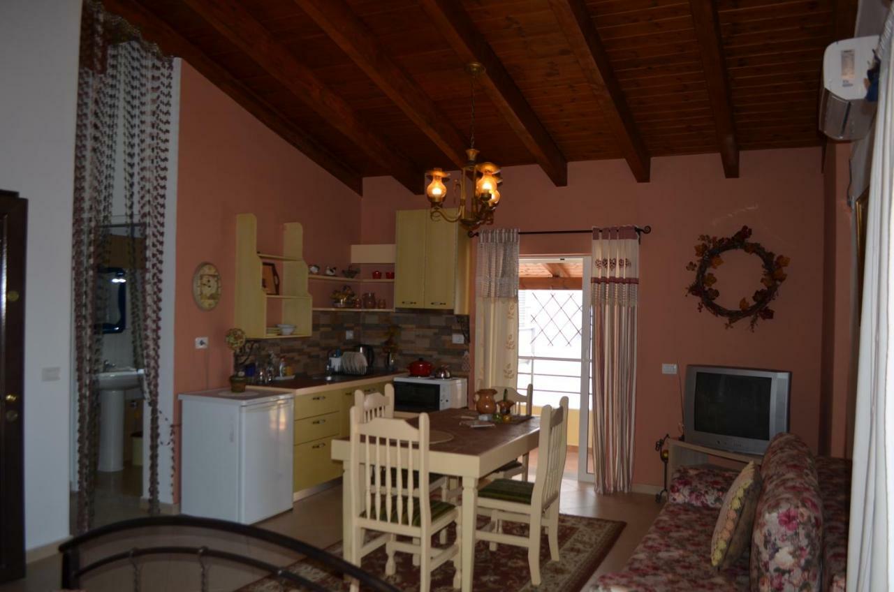 Jelena'S Luxury Apartments Sarandë 외부 사진